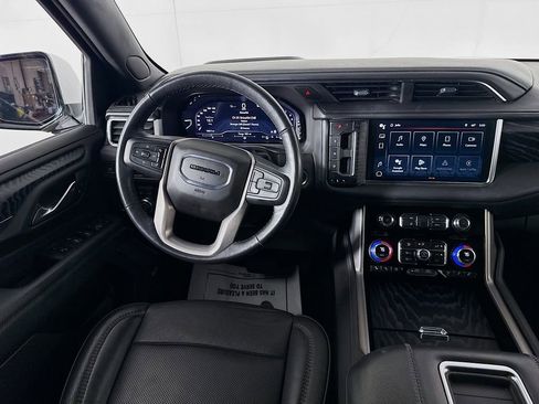 Used 2022 GMC Yukon Denali image 24