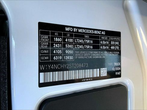 Used 2025 Mercedes-Benz Sprinter 2500 image 26