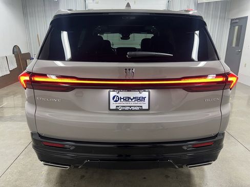 New 2026 Buick Enclave Sport Touring image 4