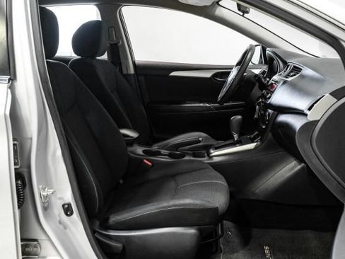 Used 2017 Nissan Sentra S FWD image 29