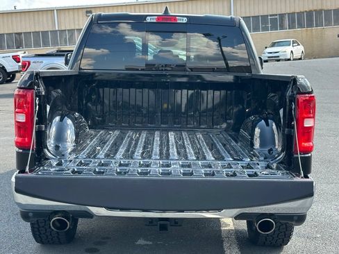 Used 2025 RAM 1500 Laramie AWD/4WD image 7