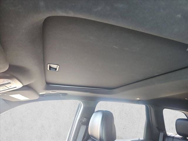 Used 2021 Jeep Grand Cherokee Laredo X AWD/4WD image 17