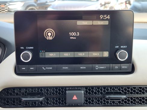 Certified 2024 Honda HR-V LX image 11