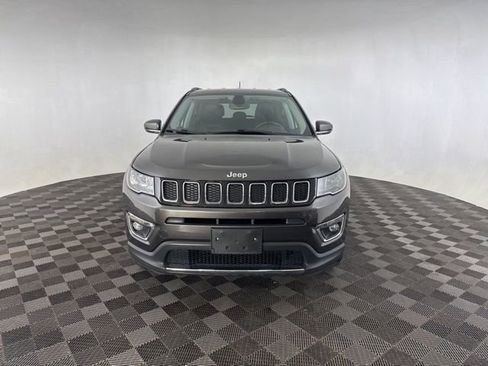Used 2019 Jeep Compass Limited AWD/4WD image 2
