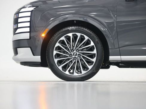 New 2026 Hyundai Palisade Calligraphy FWD image 9