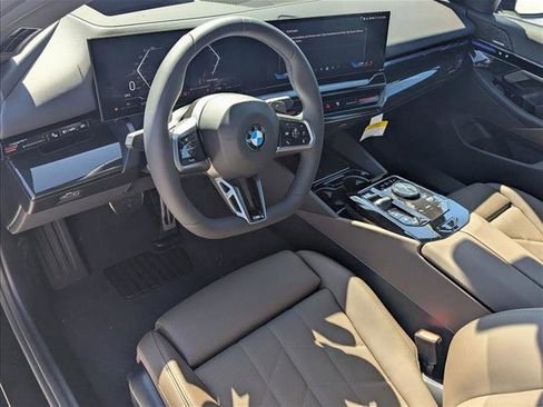 Used 2026 BMW 530i w/ M Sport Package RWD image 3