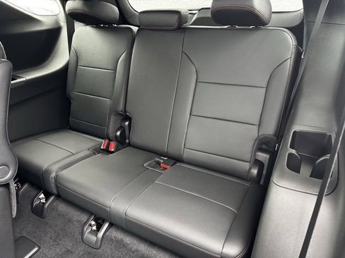 New 2026 Chevrolet Traverse Z71 w/ Enhanced Driving Package image 7