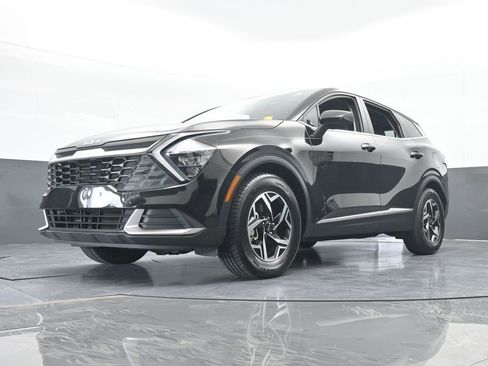 Used 2023 Kia Sportage LX image 53