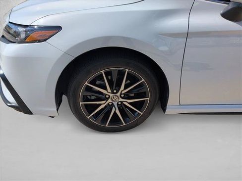 Used 2024 Toyota Camry SE w/ Convenience Package FWD image 19