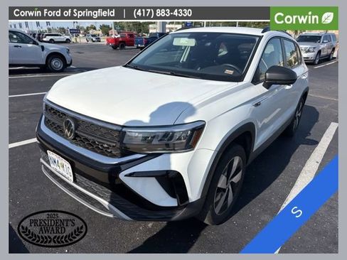 Used 2023 Volkswagen Taos S AWD/4WD image 1