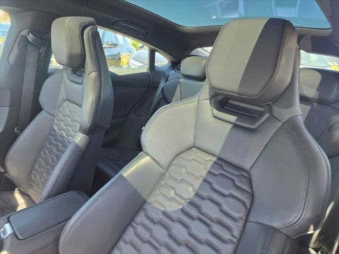 Used 2023 Audi e-tron GT Premium Plus AWD/4WD image 26