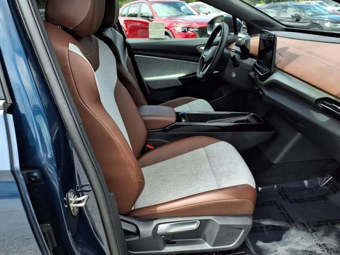 Certified 2023 Volkswagen ID.4 Pro AWD/4WD image 23