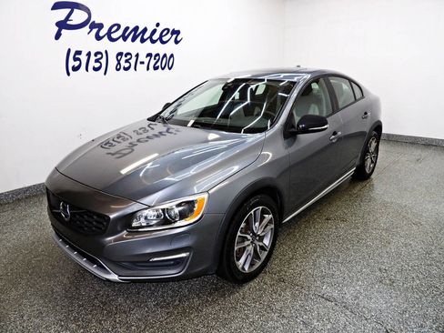 Used 2016 Volvo S60 T5 Cross Country Platinum AWD/4WD image 1