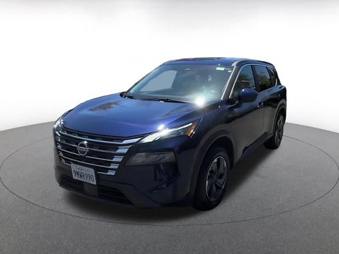 Used 2025 Nissan Rogue SV FWD image 7