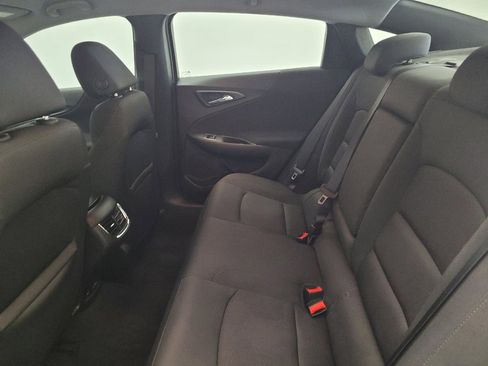 Used 2018 Chevrolet Malibu LT FWD image 18