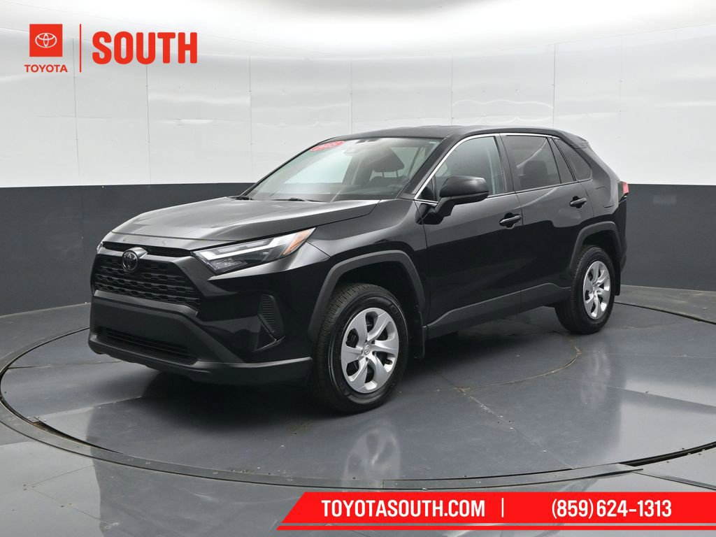 Certified 2025 Toyota RAV4 LE AWD/4WD image 6