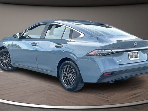 New 2026 Nissan Sentra SV w/ SV Convenience Package image 3