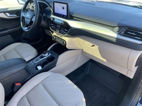 Used 2021 Ford Escape SEL w/ Technology Package image 29