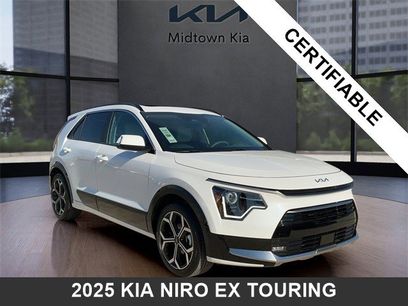 Certified 2025 Kia Niro EX Touring