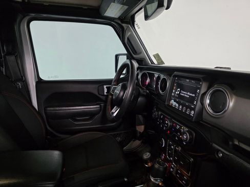 Used 2022 Jeep Gladiator Rubicon w/ Trailer Tow Package AWD/4WD image 23
