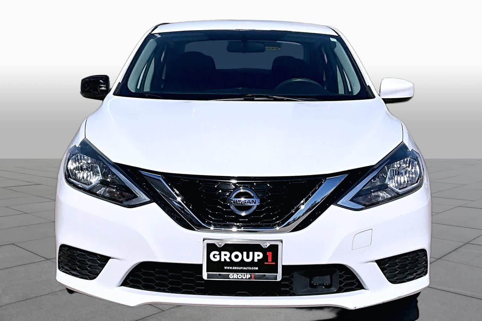 Used 2019 Nissan Sentra S w/ Appearance Package FWD image 3