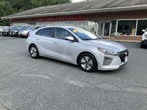 Used 2019 Hyundai Ioniq Blue FWD image 3