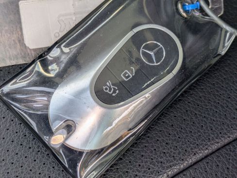 Certified 2025 Mercedes-Benz E 350 4MATIC Sedan image 36