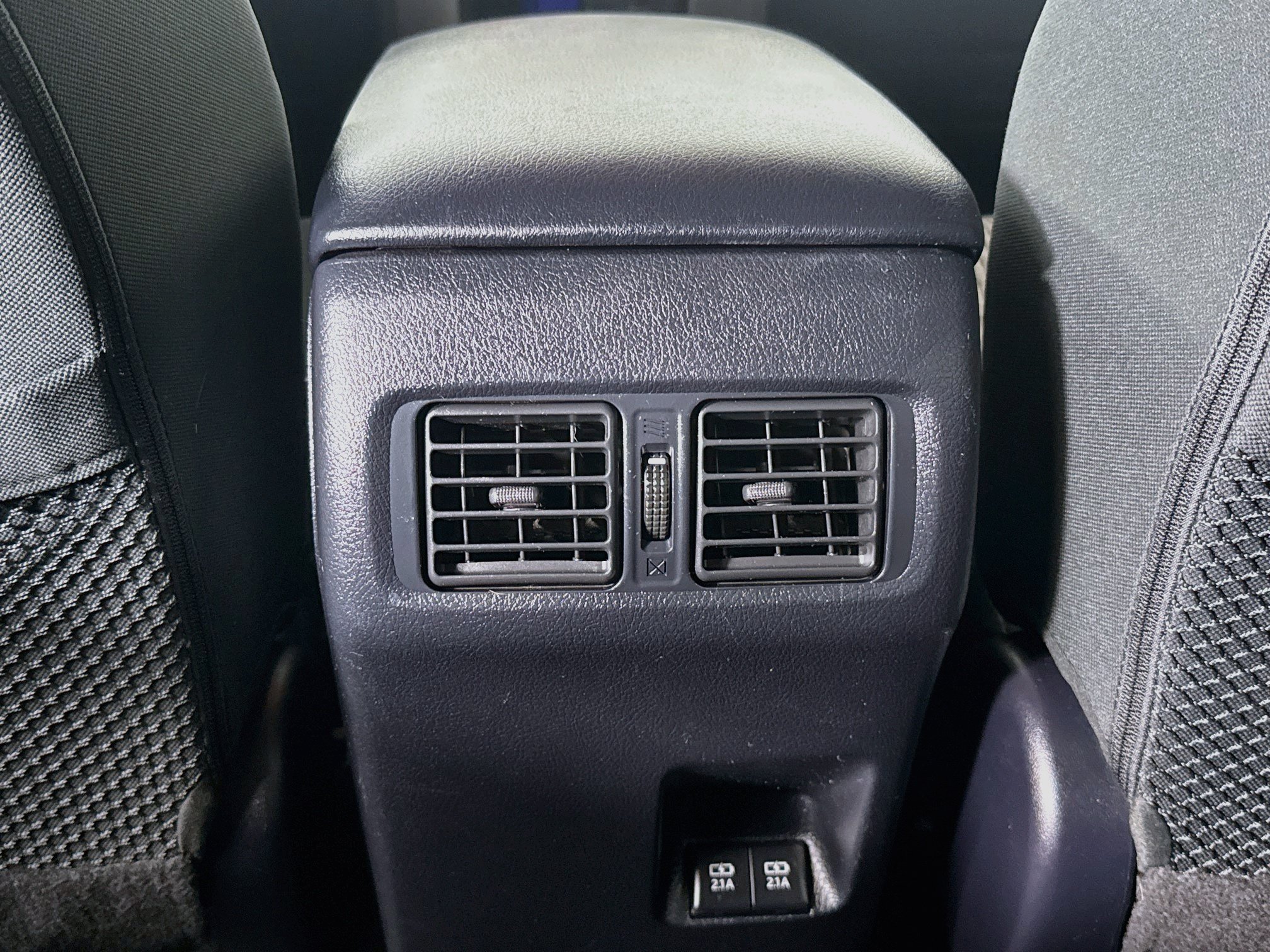 Certified 2022 Toyota 4Runner SR5 AWD/4WD image 25