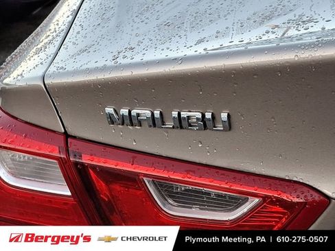 Used 2022 Chevrolet Malibu LS image 32