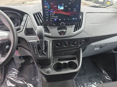 Used 2019 Ford Transit 150 XLT image 18