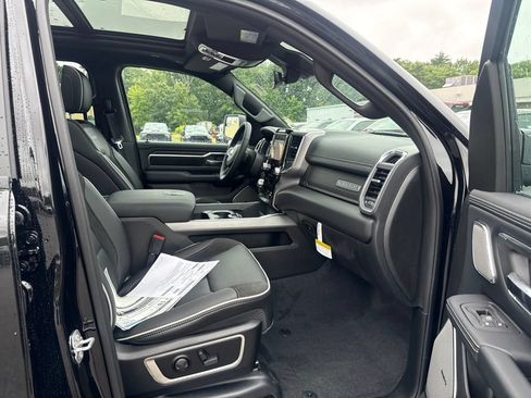 New 2027 RAM 1500 Laramie w/ Night Edition AWD/4WD image 28