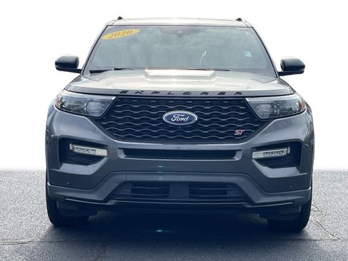 Used 2020 Ford Explorer ST w/ Premium Technology Package image 31