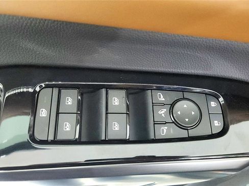 Used 2026 Nissan Pathfinder Platinum w/ Cargo Package AWD/4WD image 14