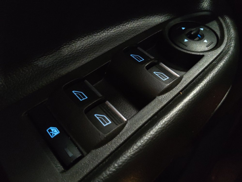Used 2019 Ford Escape SE FWD image 27