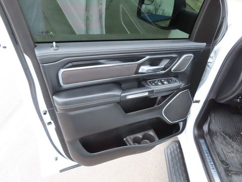 Certified 2022 RAM 1500 Laramie image 29