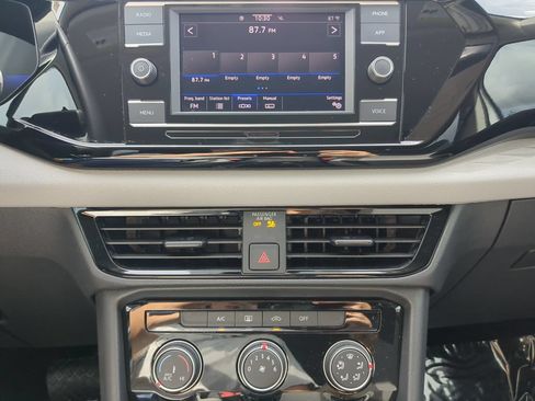 Certified 2023 Volkswagen Taos S FWD image 19