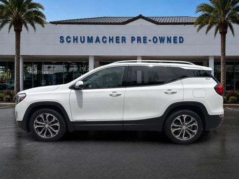 Used 2020 GMC Terrain SLT w/ Preferred Package FWD image 4