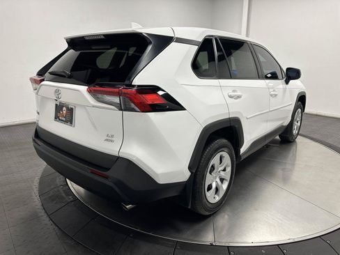 Used 2023 Toyota RAV4 LE AWD/4WD image 13