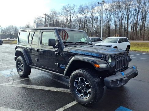 Used 2022 Jeep Wrangler Unlimited Rubicon 4xe w/ Cold Weather Group AWD/4WD image 6