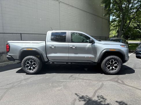 Used 2024 GMC Canyon AT4X AWD/4WD image 2