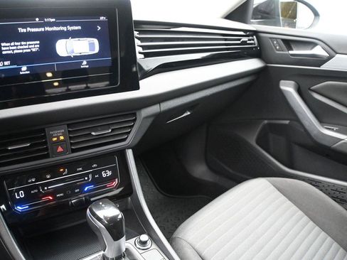 Used 2025 Volkswagen Jetta S FWD image 4