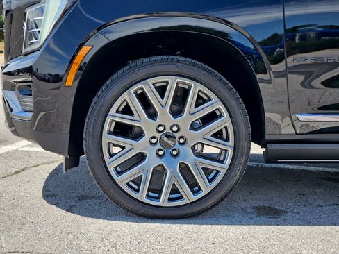 New 2026 GMC Yukon XL Denali Ultimate AWD/4WD image 7