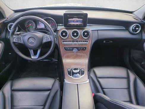 Used 2018 Mercedes-Benz C 300 Sedan image 18