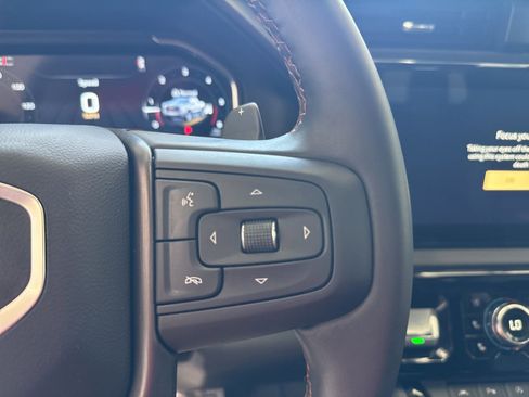 Used 2025 GMC Sierra 1500 AT4 w/ AT4 Premium Package AWD/4WD image 15
