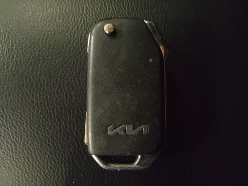 Used 2022 Kia Soul LX w/ Technology Package FWD image 32