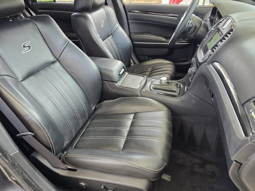 Used 2023 Chrysler 300 S RWD image 25