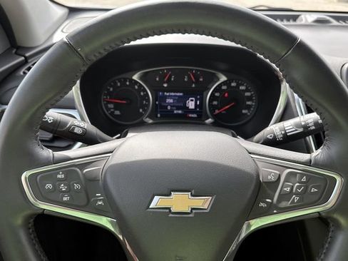 Certified 2022 Chevrolet Equinox LT FWD image 21