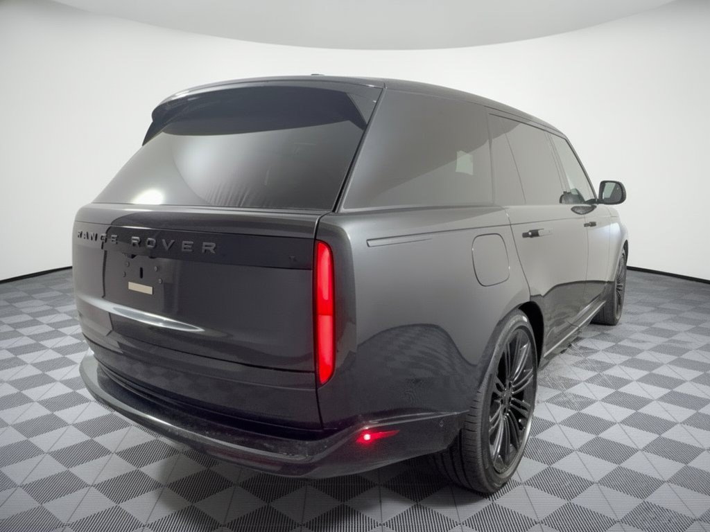 New 2026 Land Rover Range Rover Long Wheelbase SE AWD/4WD image 9