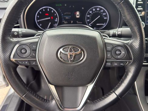 Used 2019 Toyota Avalon Touring w/ Advanced Safety Package FWD image 17