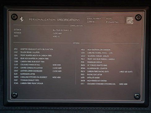 Used 2018 Ferrari 812 Superfast RWD image 3